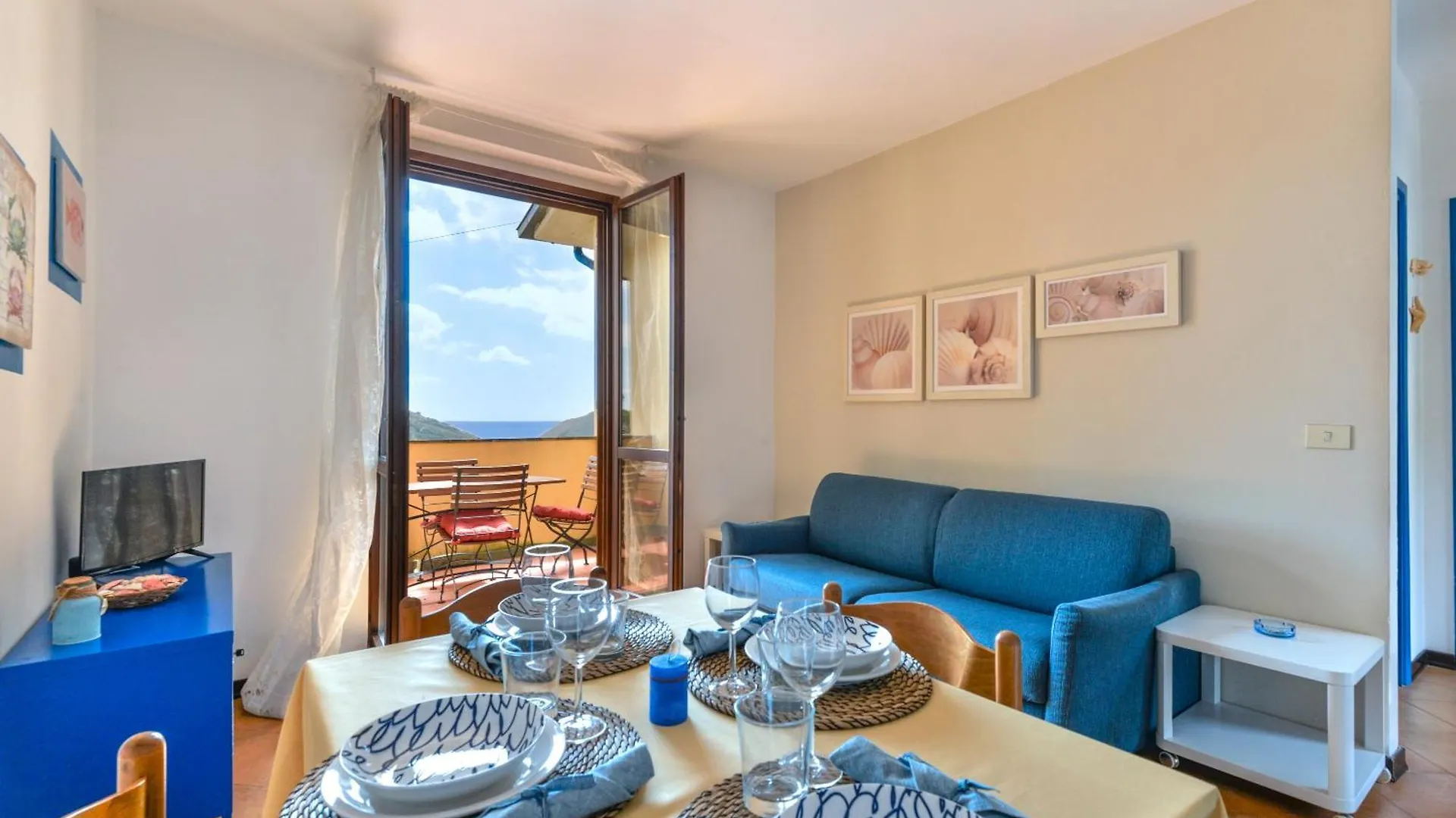 Επικοινωνία με το Blu Elba